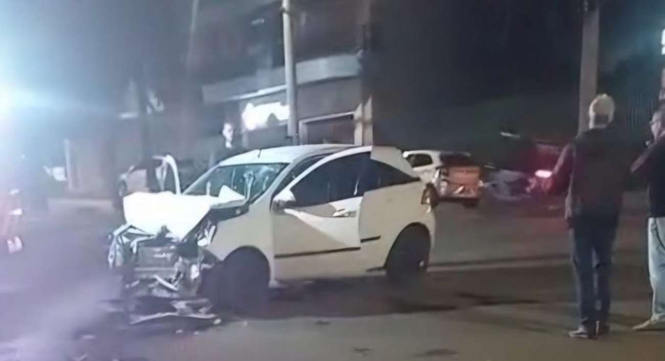 Colisão no centro de Lagoa Vermelha deixa uma pessoa ferida