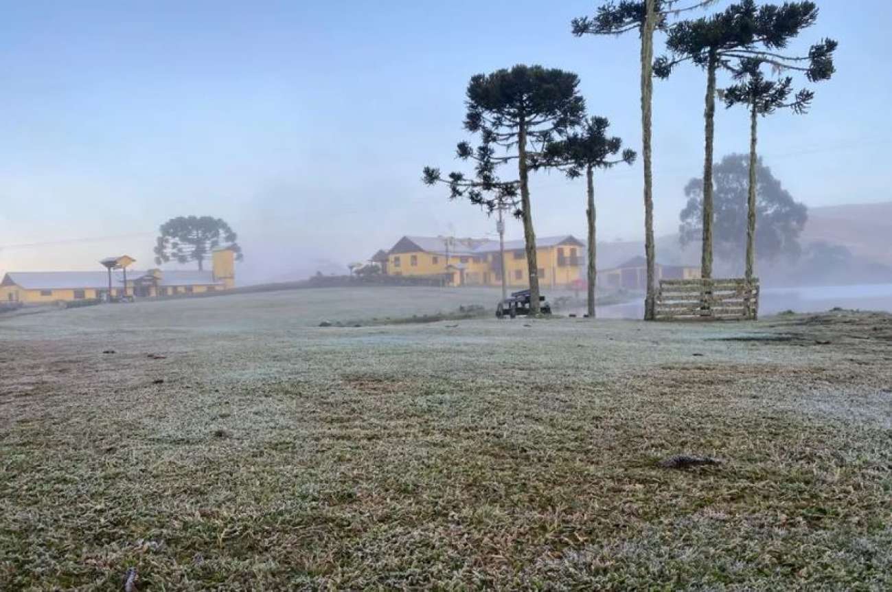 Massa de ar polar derruba temperatura para perto de 0°C no RS