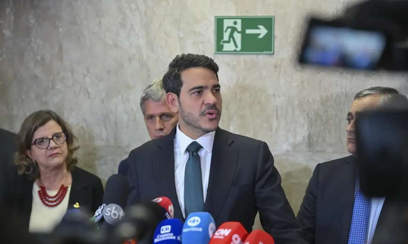 Em decisão histórica, Senado rejeita indicação de Jorge Messias ao STF