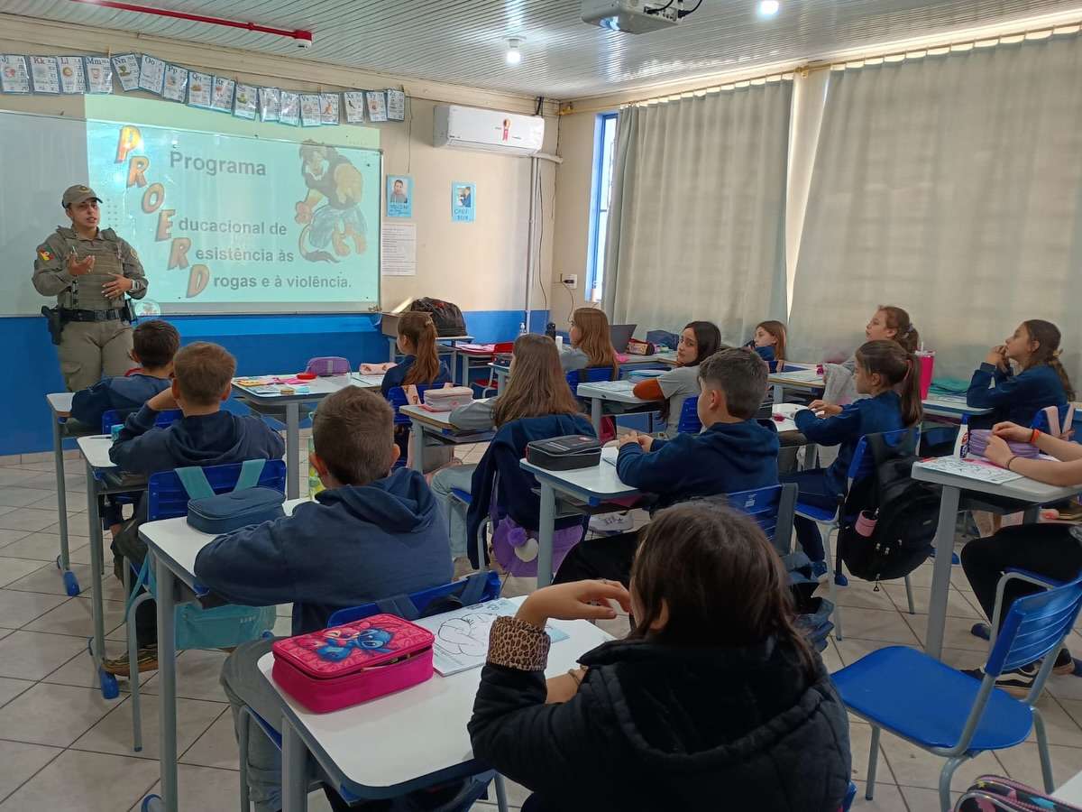 Escola de Água Santa inicia atividades do PROERD com alunos dos 5º anos