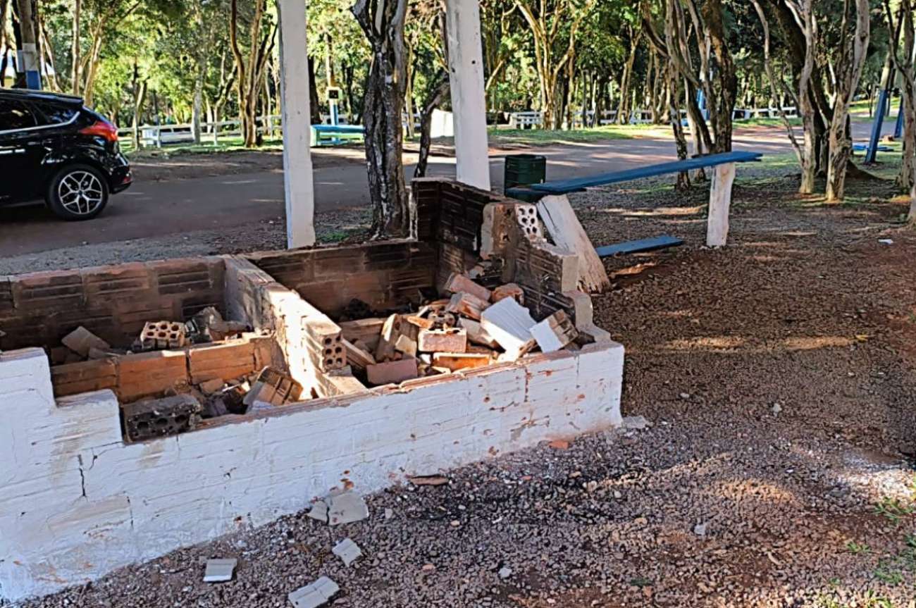 Em nota, Prefeitura de Tapejara repudia vandalismo em patrimônio público municipal