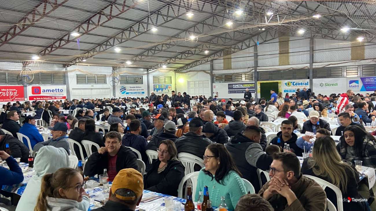 Bingo da Molecada reúne mais de 650 pessoas e distribui R$ 10 mil em prêmios em Tapejara