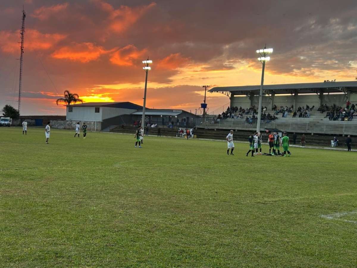 Atlético do Engenho Grande e Veteranos FC avançam à semifinal do Municipal de Água Santa