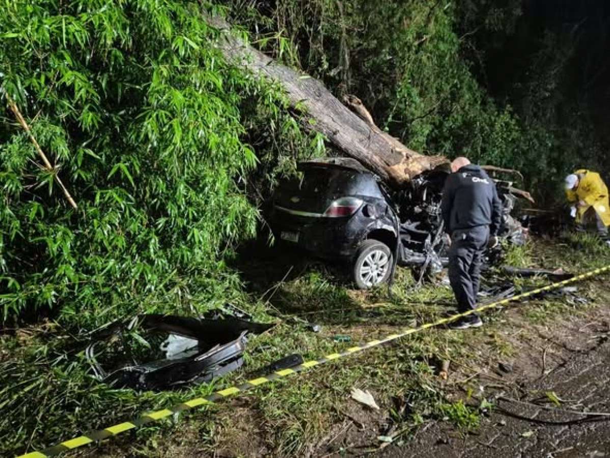 Doze pessoas morrem em 11 acidentes no RS desde a noite de sexta-feira