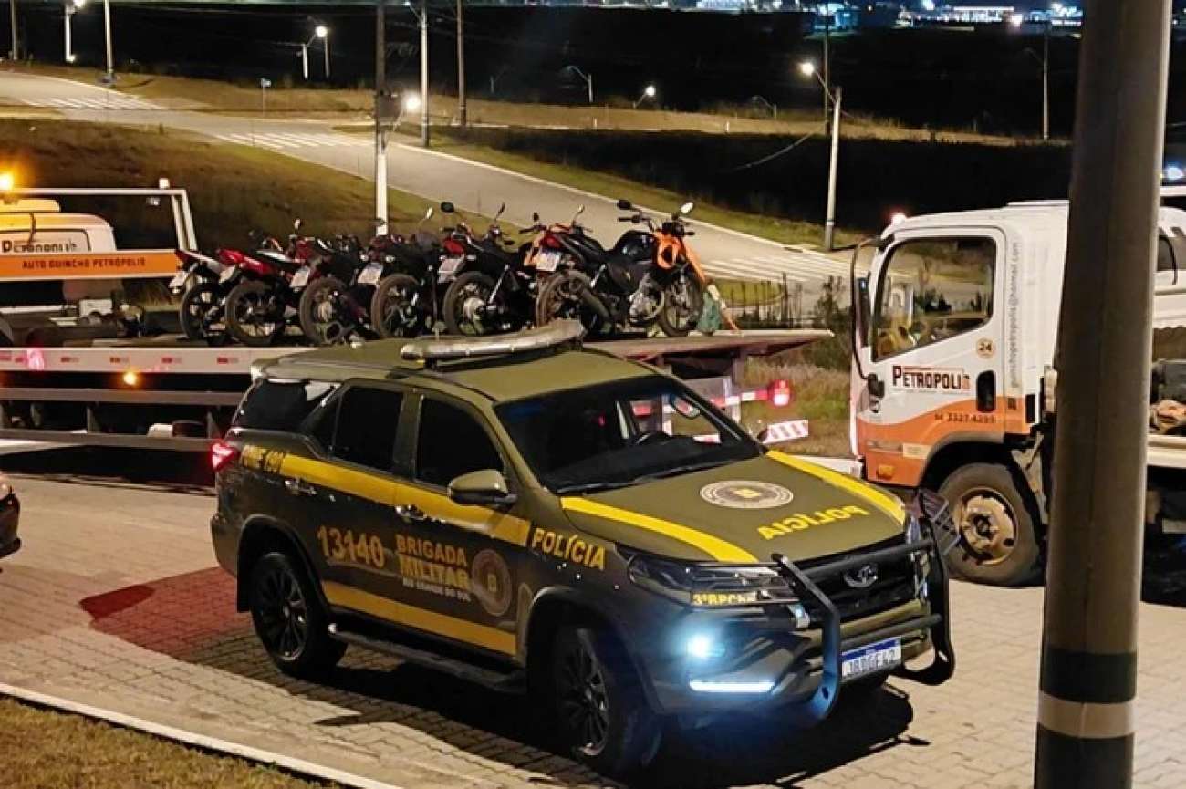 Operação da Brigada Militar remove nove veículos e aplica 27 multas em Passo Fundo