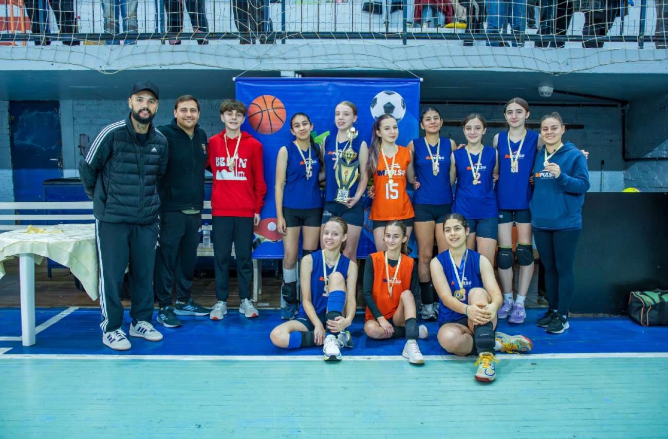 Escola Impulso conquista título na Copa Lagoa de Voleibol Sub-14 feminino