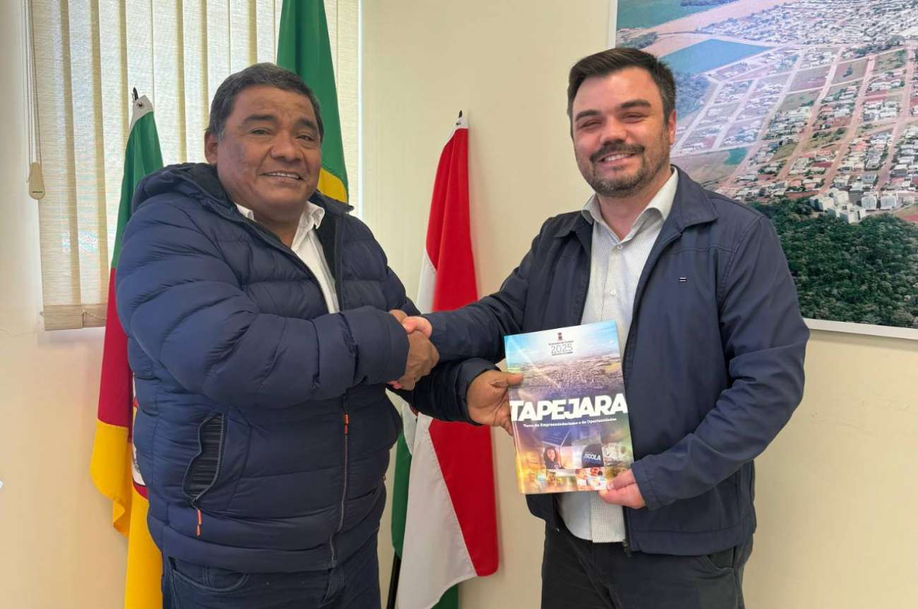 Chefe de gabinete da Prefeitura de Tapejara recebe líder político venezuelano Pedro Rondón