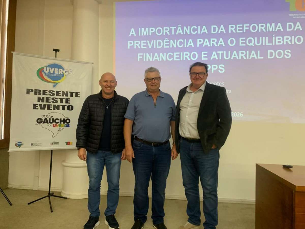 Vereadores de Ibiaçá participam de encontro do TCE-RS sobre previdência e reforma tributária