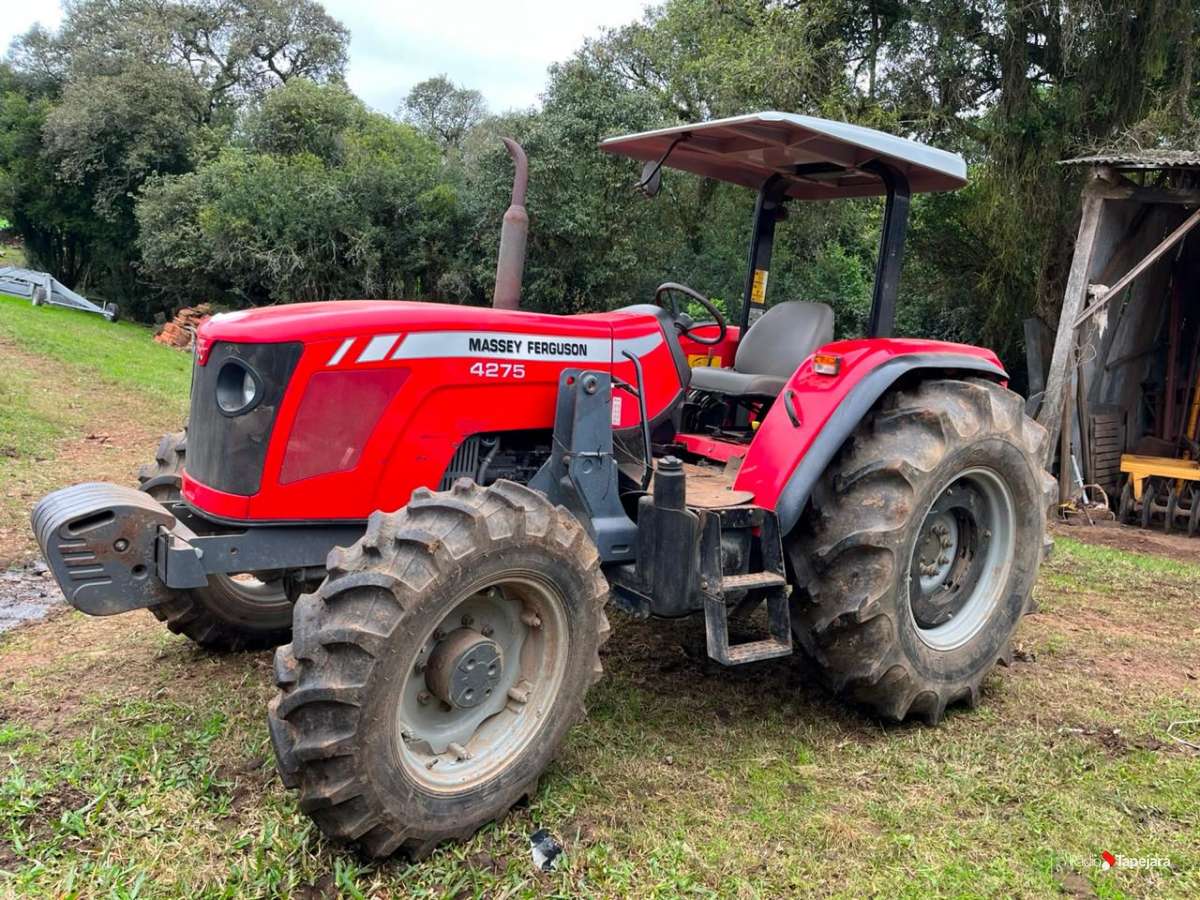 Trator furtado em Ciríaco é recuperado em Santa Cruz do Sul