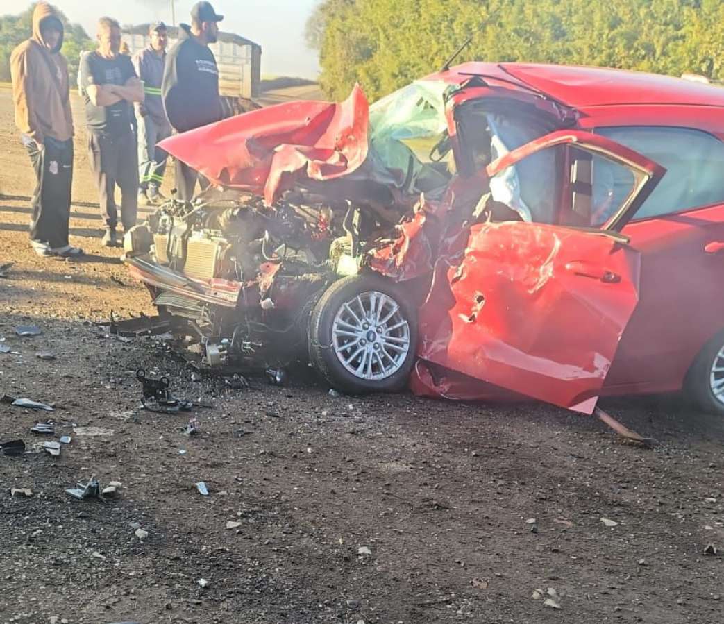 ATUALIZADA: Viatura dos Bombeiros de Passo Fundo se envolve em grave acidente na BR 285