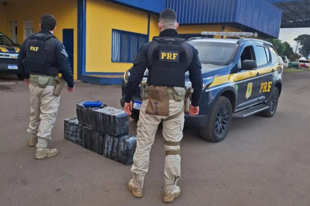 PRF apreende quase 80 quilos de maconha e prende motorista em Sarandi