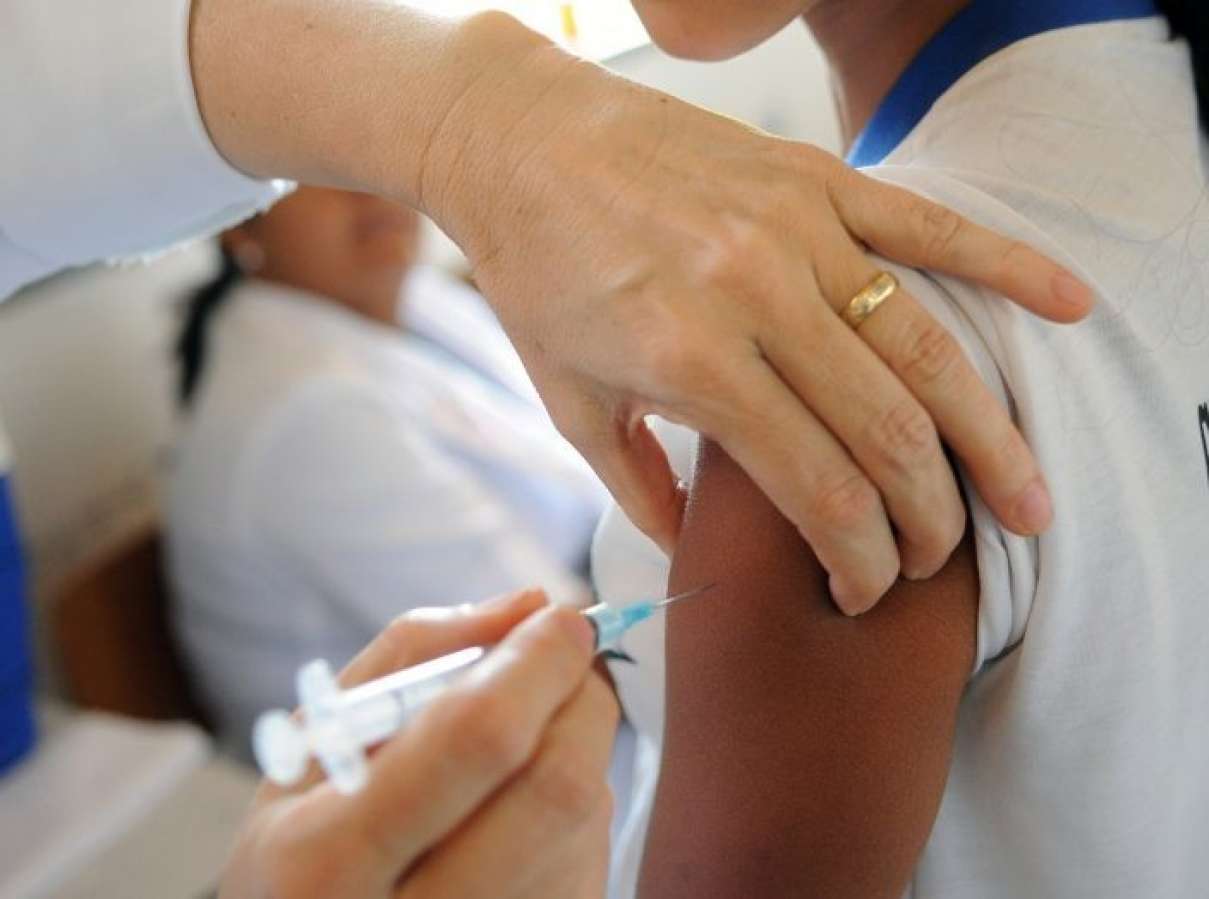 Adolescentes têm até 30 de junho para garantir vacina gratuita contra o HPV