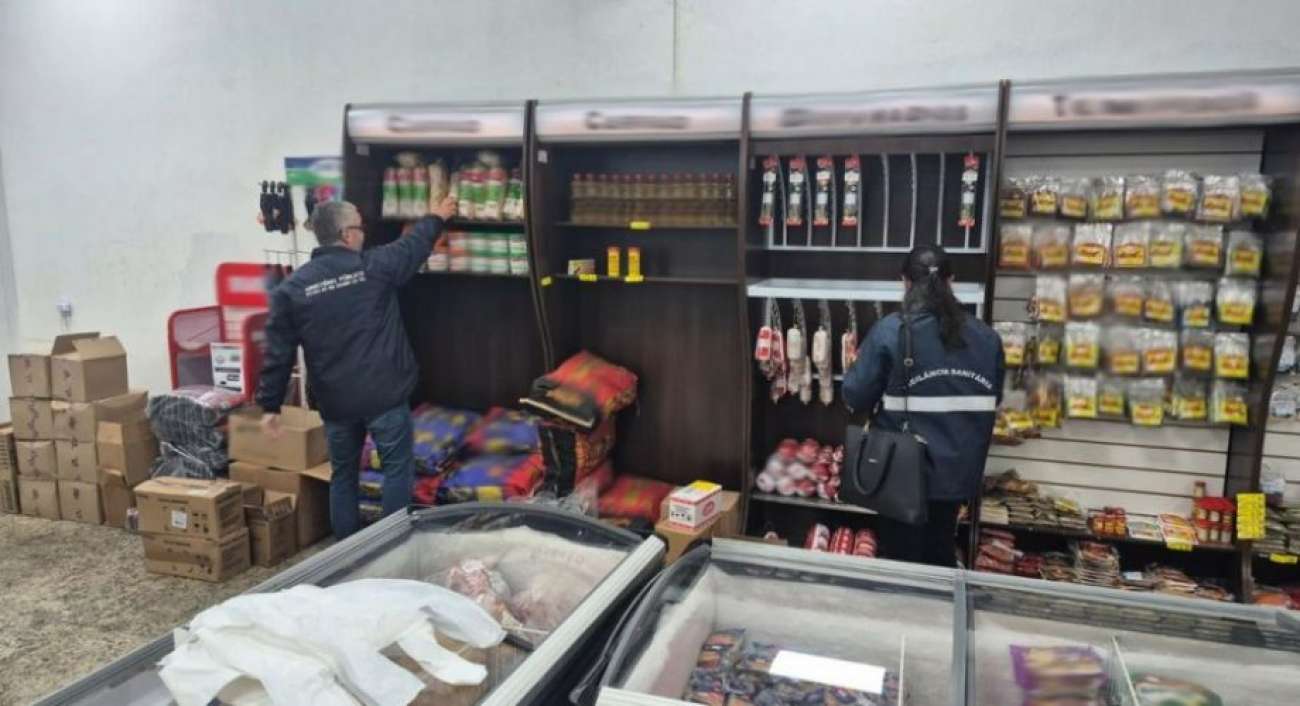 Força-tarefa apreende 1.100 quilos de produtos impróprios em três mercados no município de Muliterno