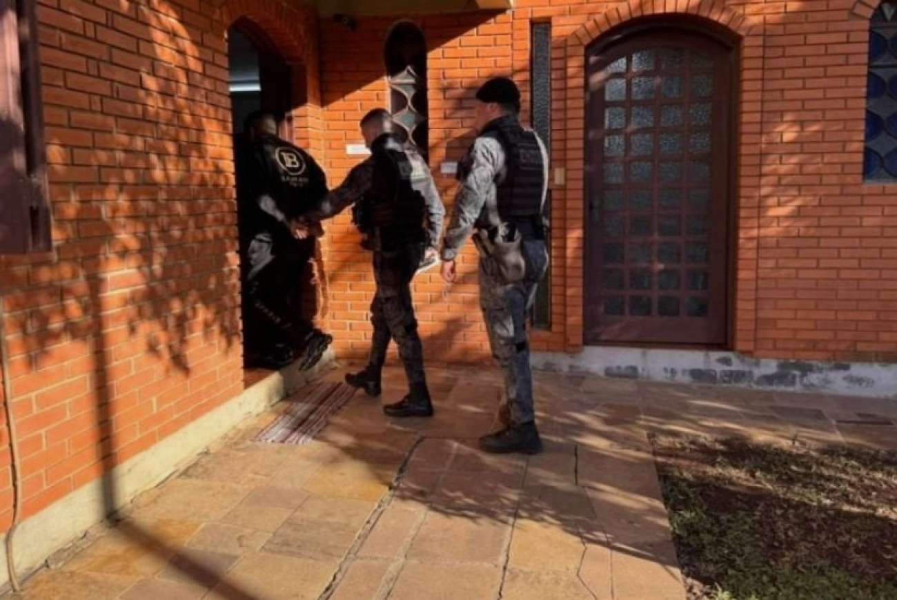 Apontado como integrante de grupo especializado em furtos de Hilux, adolescente é apreendido em Passo Fundo