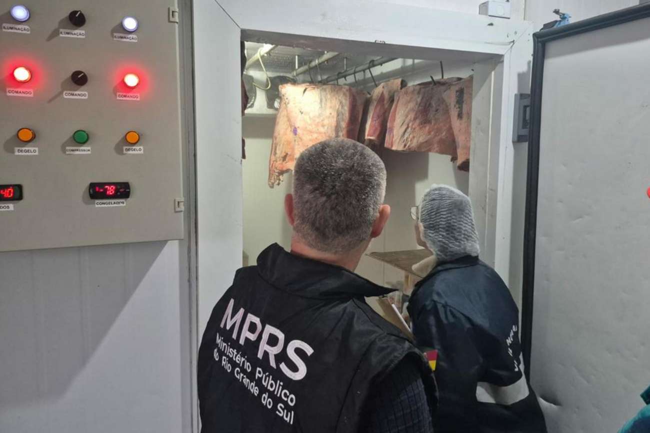 Ministério Público apreende uma tonelada de produtos impróprios para consumo em Marcelino Ramos