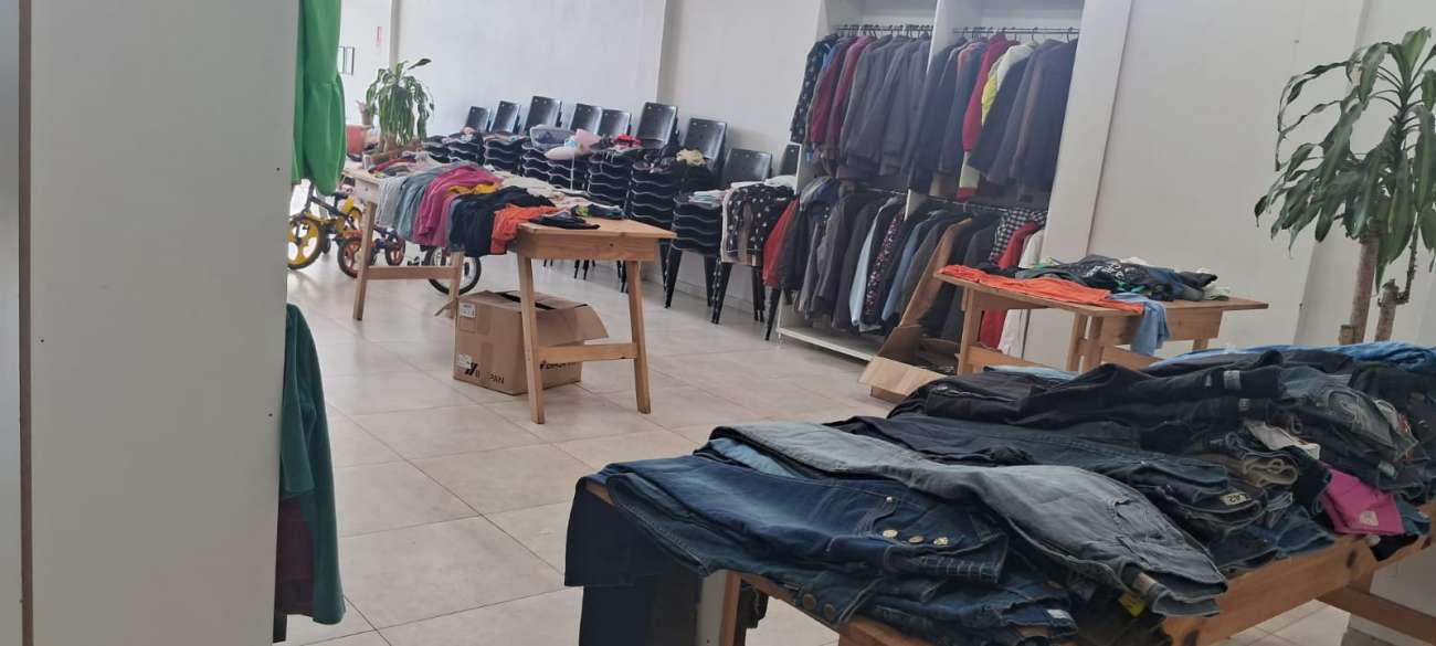 Brechó solidário aquece Tapejara mais uma vez