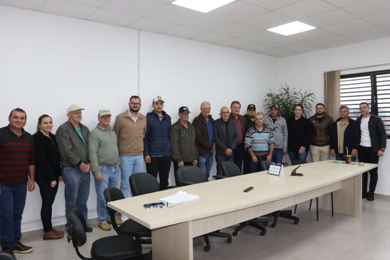 Município de Água Santa inicia Programa Municipal de Apoio às Pequenas Propriedades com Atividade Leiteira