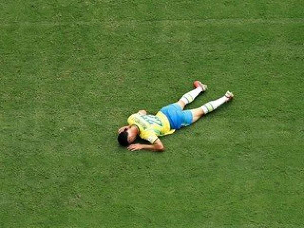 Haaland marca duas vezes, Brasil perde por 2 a 1 e se despede da Copa do Mundo