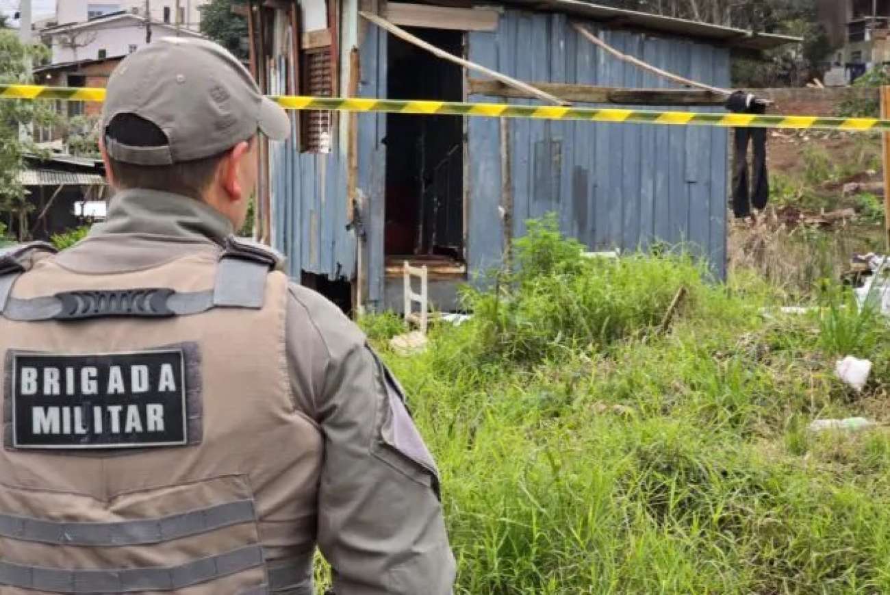 Homem é encontrado morto, e Polícia Civil investiga homicídio em Passo Fundo