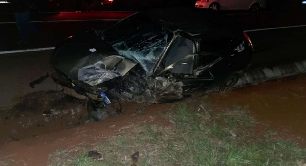 Acidente entre três carros deixa dois mortos e quatro feridos na BR-285 em Lagoa Vermelha