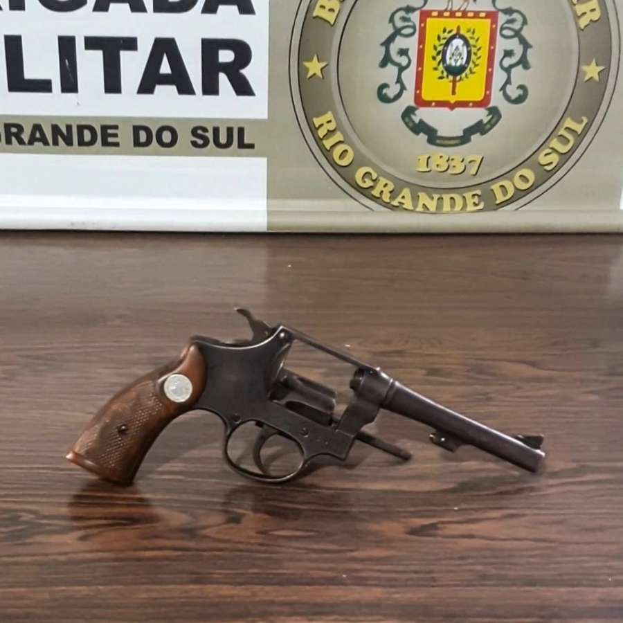 Ação integrada prende suspeito de tentativa de homicídio e apreende arma em Não-Me-Toque
