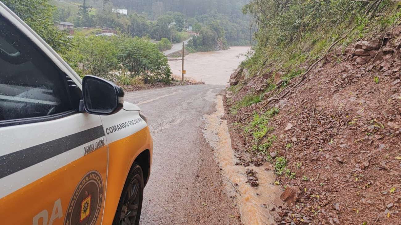 Rio Grande do Sul possui 20 pontos com alterações no fluxo em rodovias devido às cheias