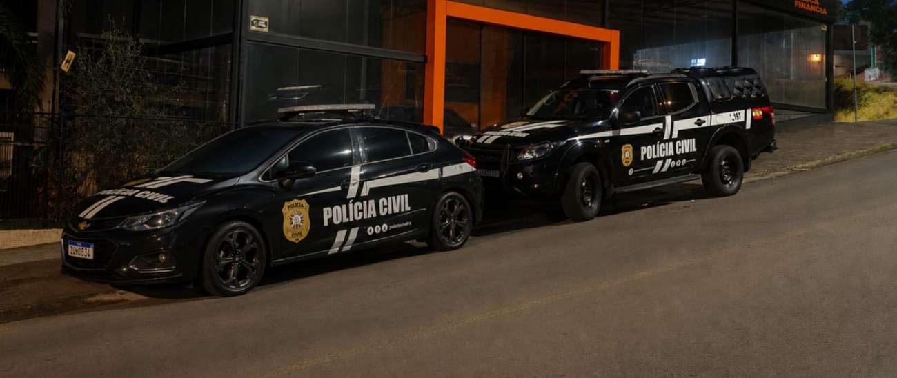 Polícia Civil cumpre mandados de busca e apreensão em Passo Fundo e Chapecó