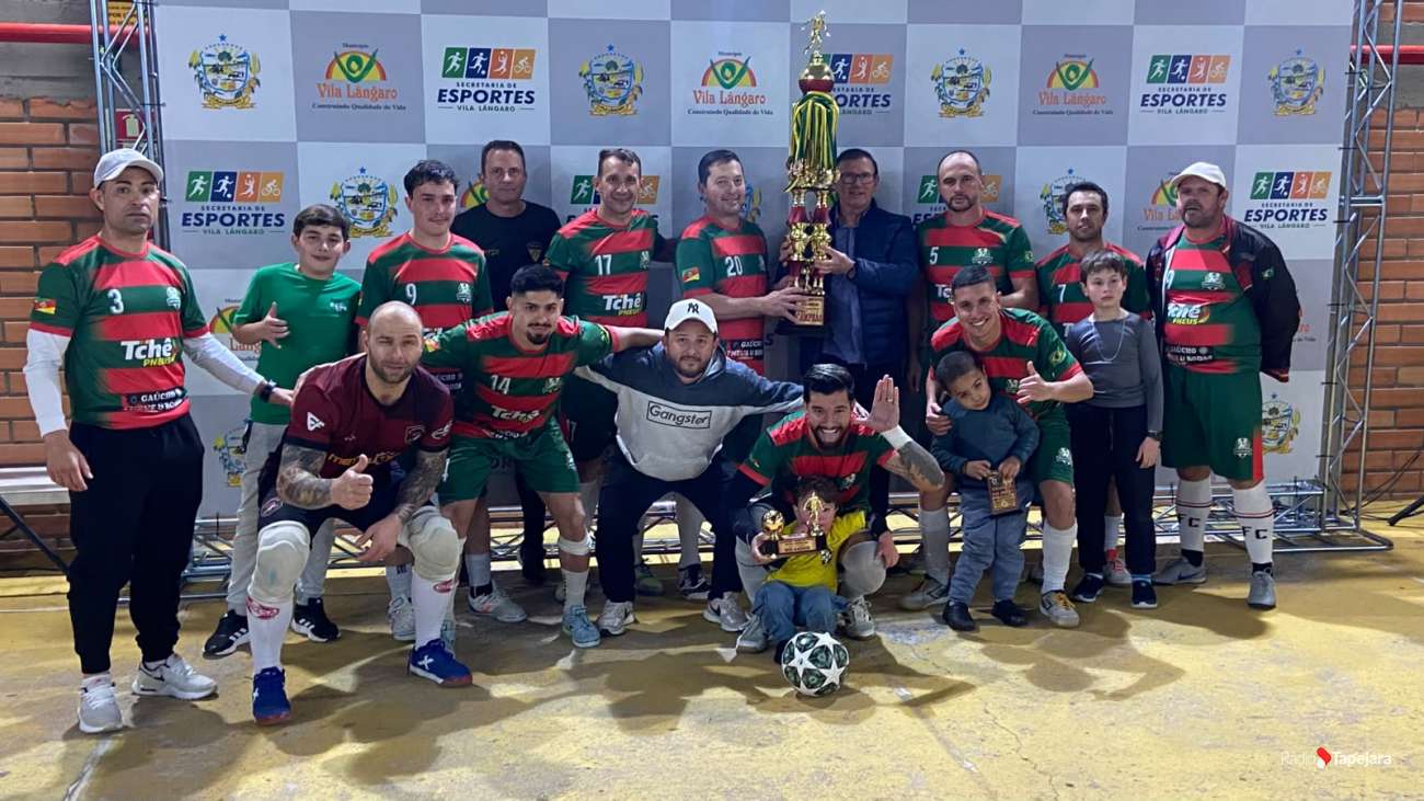 Campeões invictos: realizada a final do Campeoanto Aberto de Futsal de Vila Lângaro
