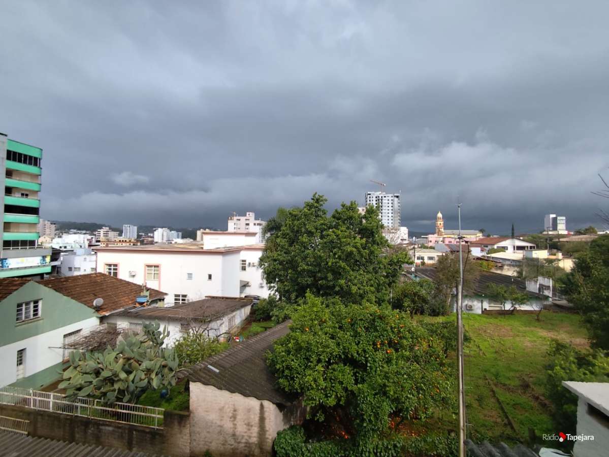 Defesa Civil amplia alerta para chuva intensa no Rio Grande do Sul