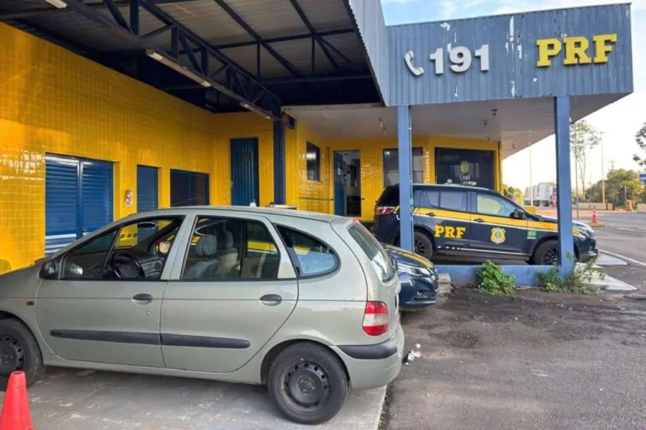 PRF apreende 90 garrafas de vinho argentino transportadas irregularmente em Barão de Cotegipe
