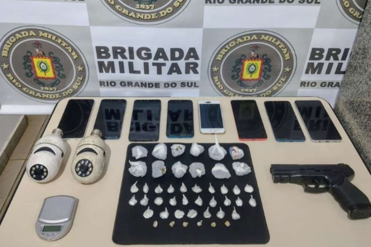 Seis pessoas são detidas durante operação contra o tráfico de drogas, em Caseiros