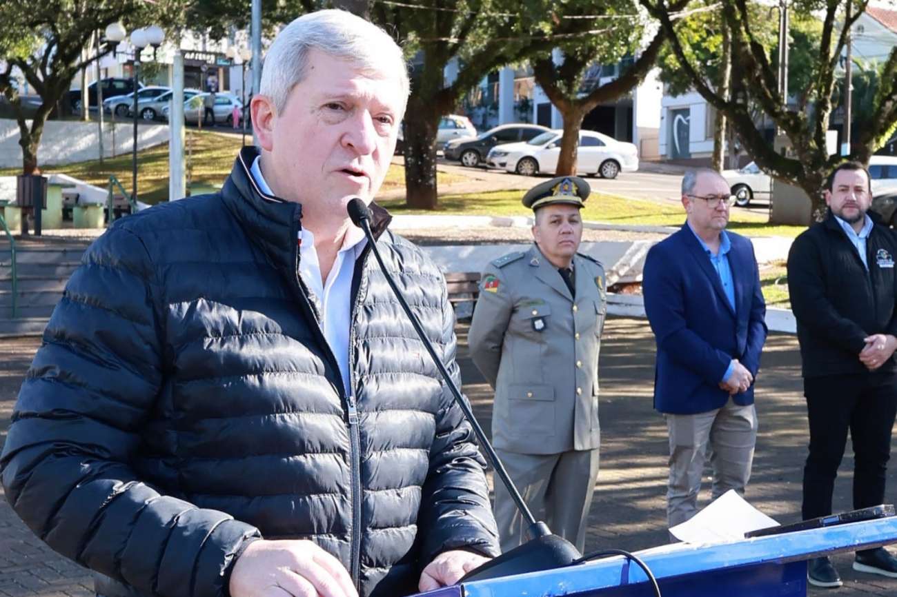 Big anuncia que nova escola de Tapejara receberá nome do professor José Carlos Girardello