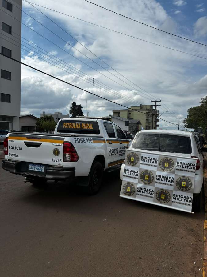 Brigada Militar prende três pessoas por receptação de veículo furtado em Tapejara