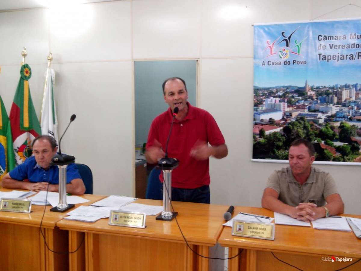 Tapejara se despede de Elton Sandini