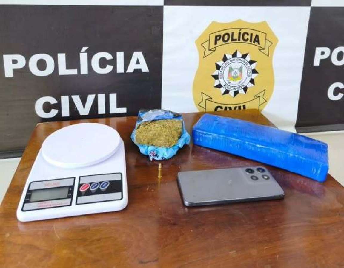 Mulher é presa em flagrante por tráfico de drogas durante operação em Serafina Corrêa