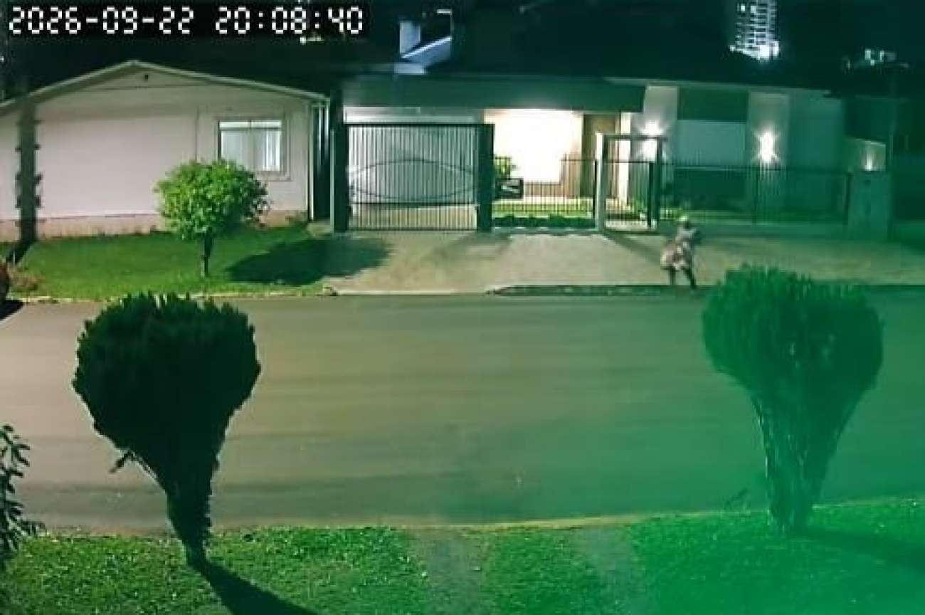 Homem invade residência e furta objetos pessoais, em Tapejara