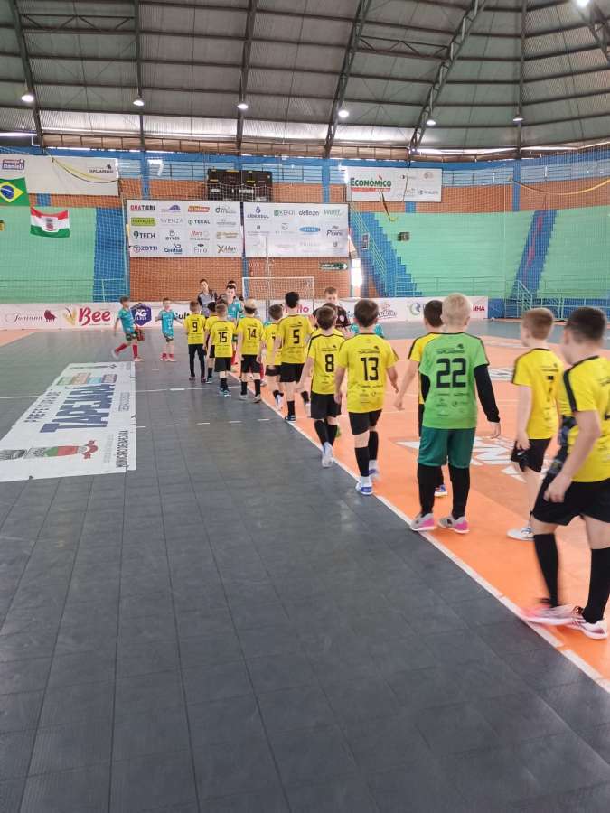 Tapejara Futsal estreia na segunda fase da Liga Gaúcha Sub-9 neste domingo