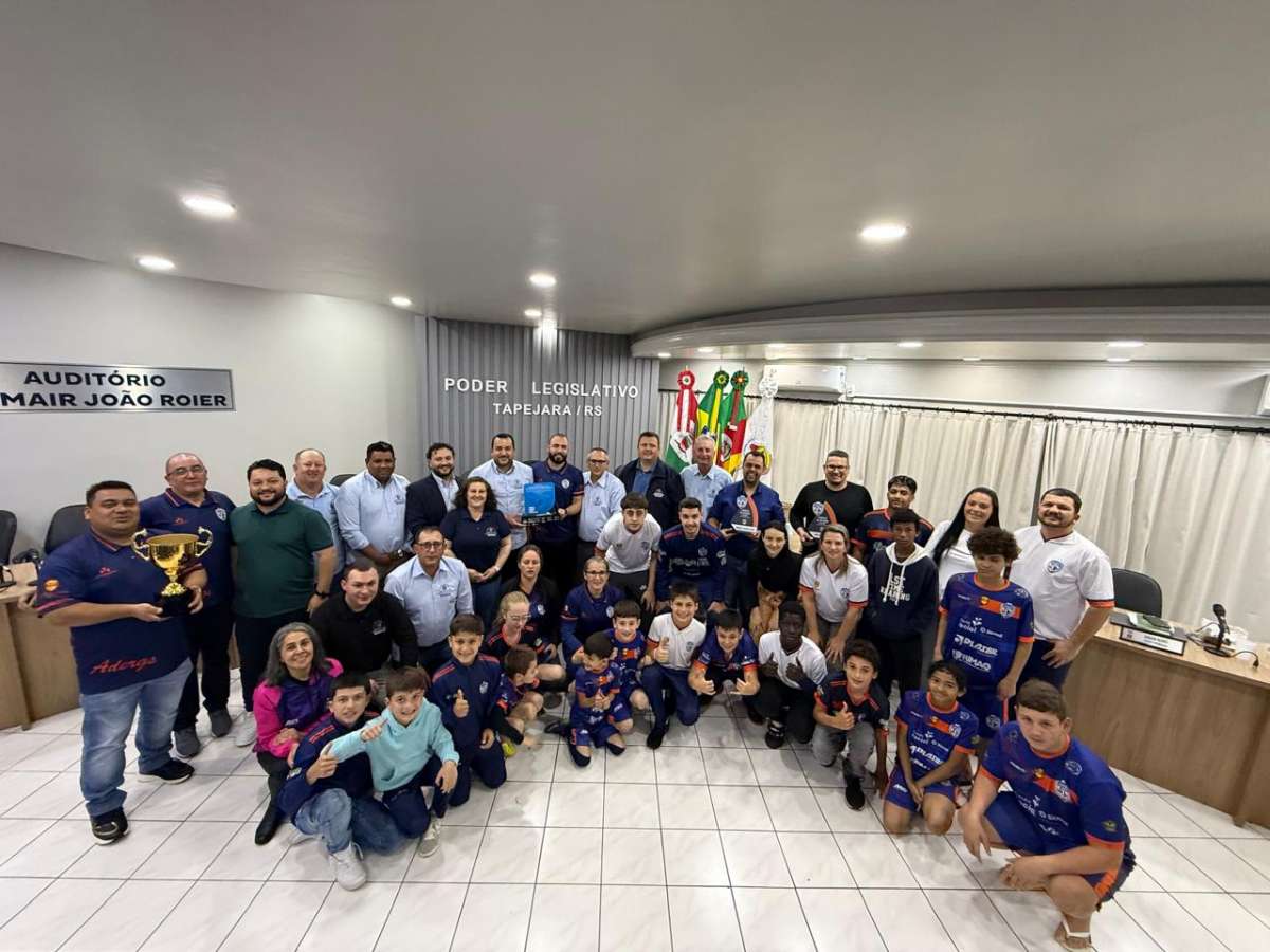 Câmara de Tapejara aprova projetos orçamentários, oficializa Setembro Amarelo e presta homenagem ao esporte local