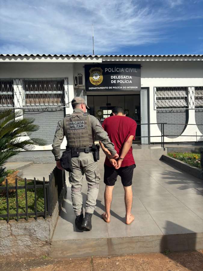 Brigada Militar prende homem por furto de celular em Tapejara