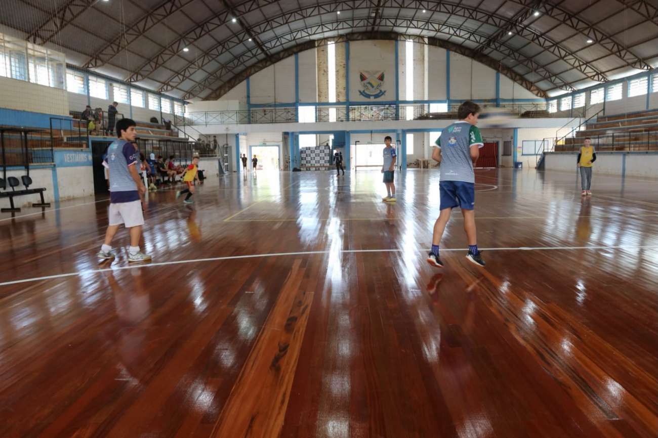 Quadra do Ginásio Aldini Vergílio Coser de Água Santa já está sendo utilizada pela população