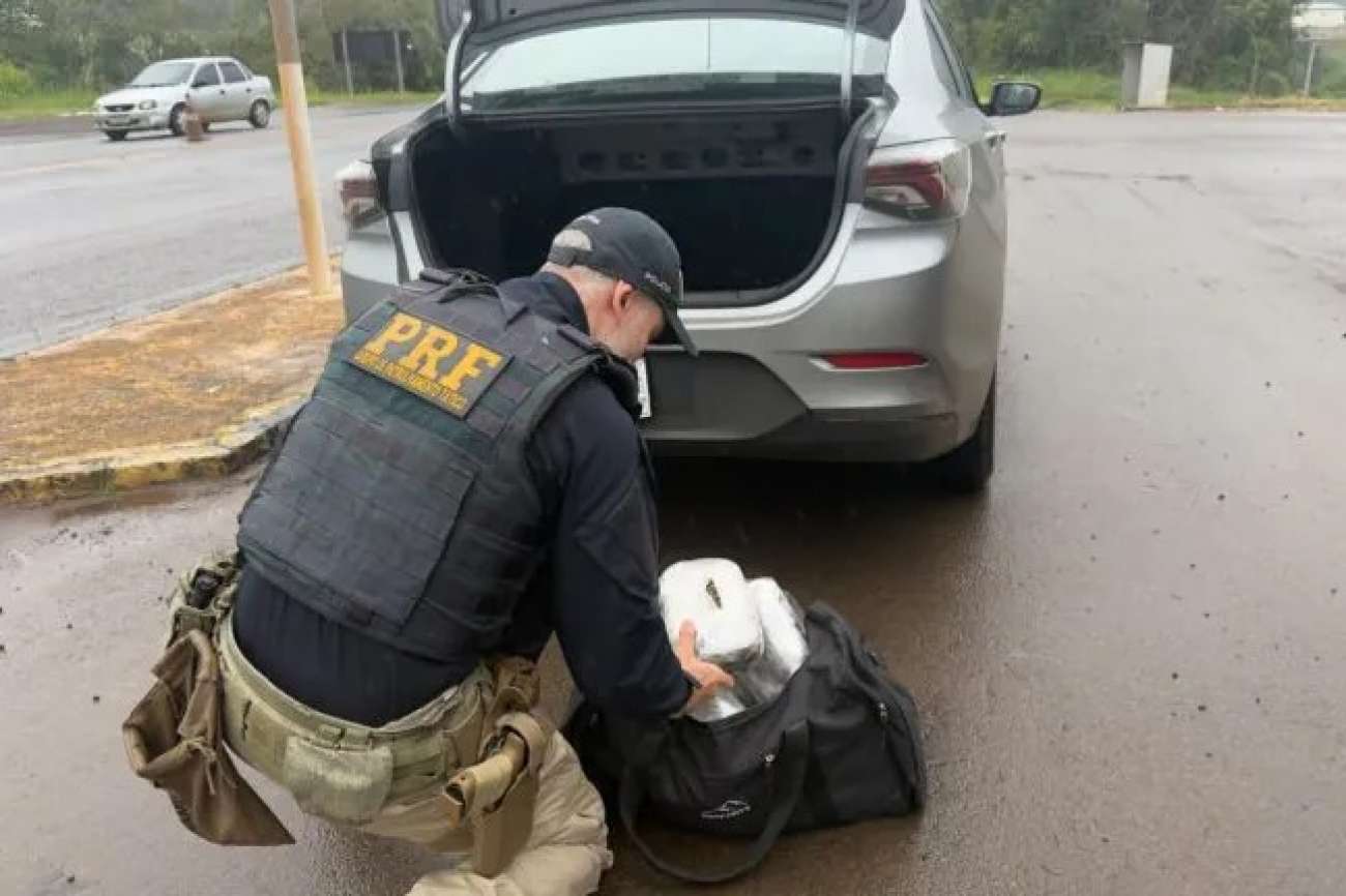 Homem é preso transportando mais de seis quilos de drogas em Sarandi
