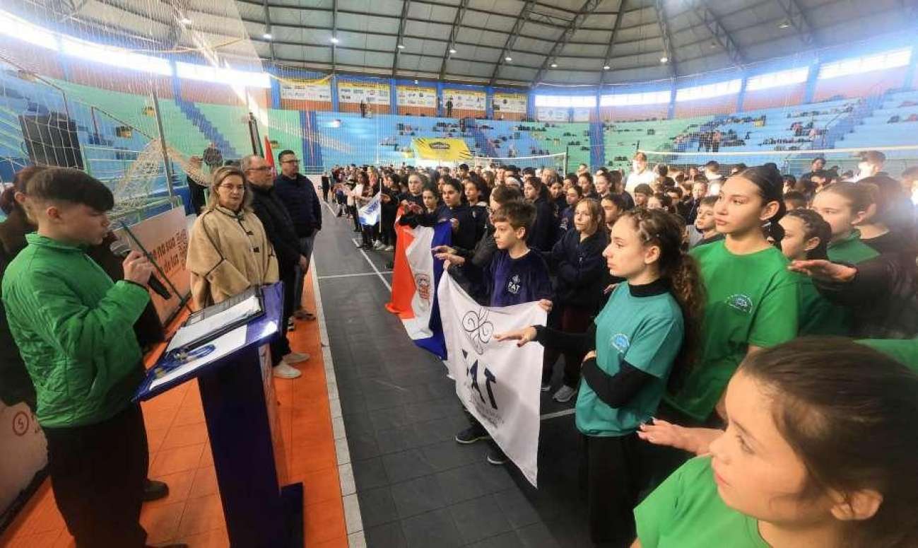 Leonel de Moura Brizola lidera ranking de medalhas das Olimpíadas Escolares de Tapejara 2026