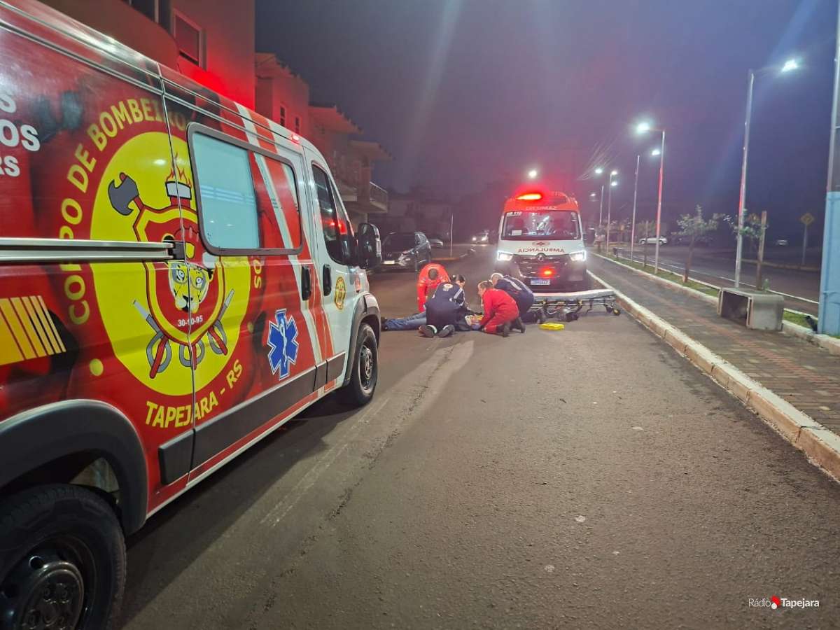 Motociclista fica ferido após colidir contra placa de trânsito em Tapejara