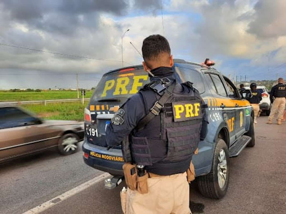 PRF reforça fiscalização nas rodovias federais durante o feriadão