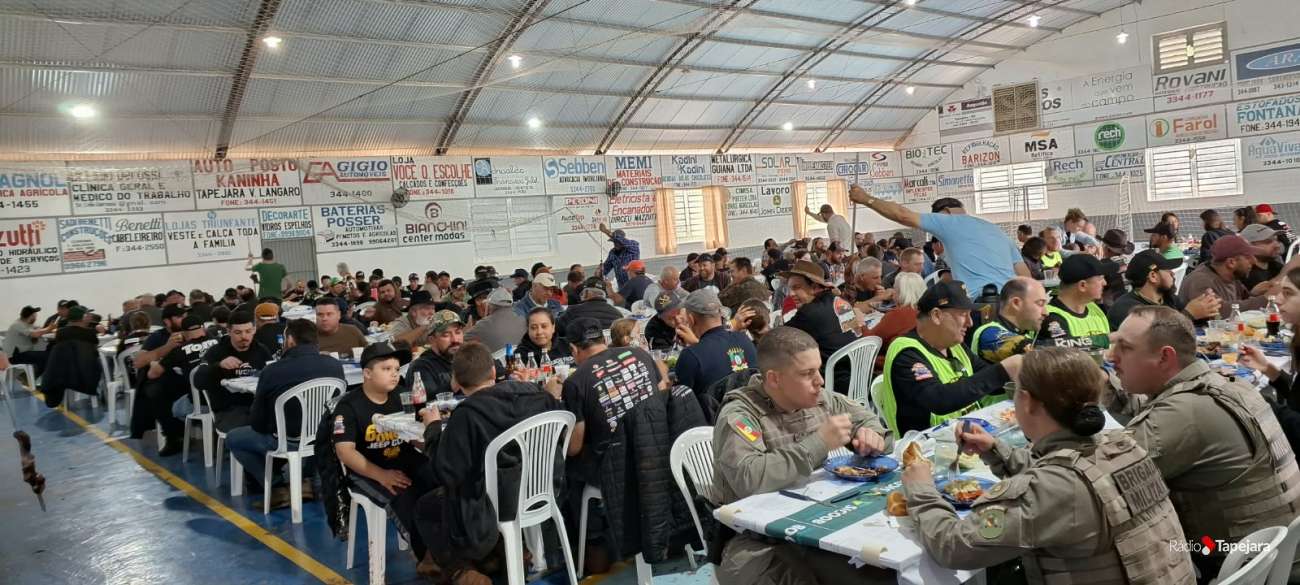 Sexta Trilha do Onça Jeep Clube reúne participantes de 15 cidades