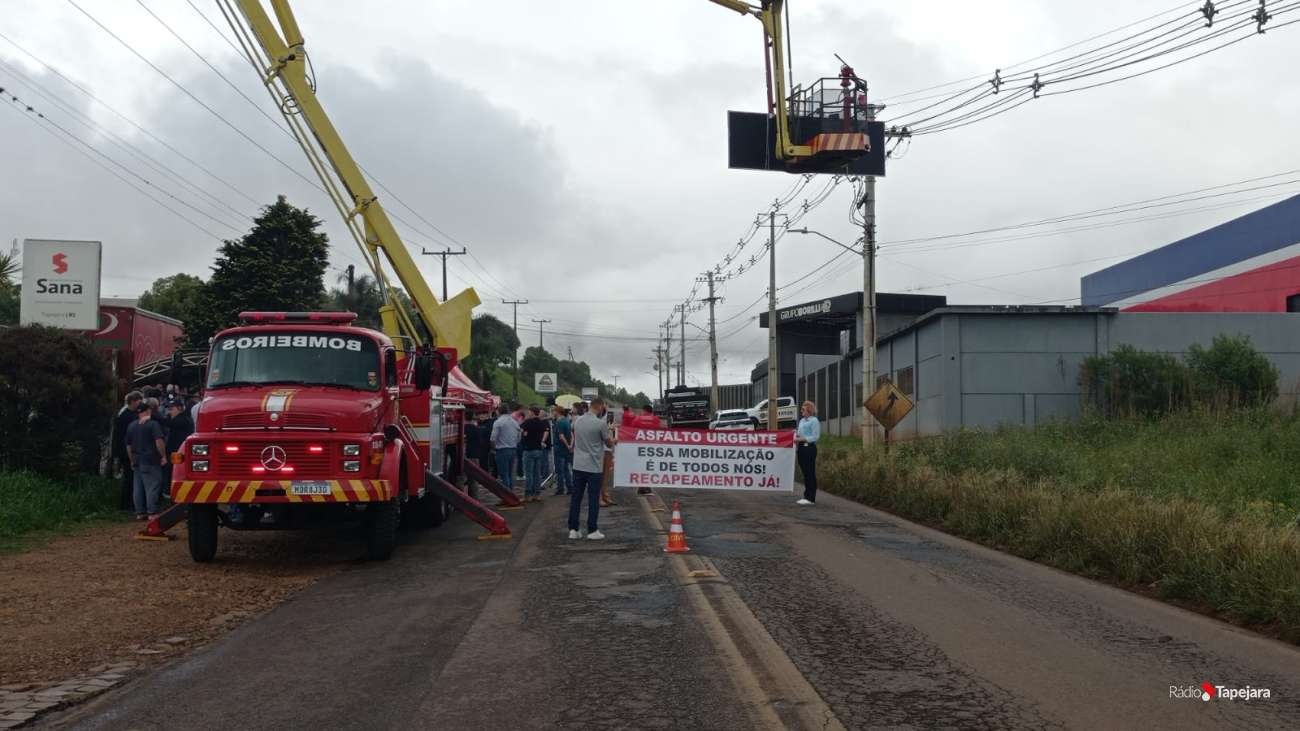 Rádio Tapejara acompanha mobilização por melhorias na ERS-463, entre Tapejara e Coxilha