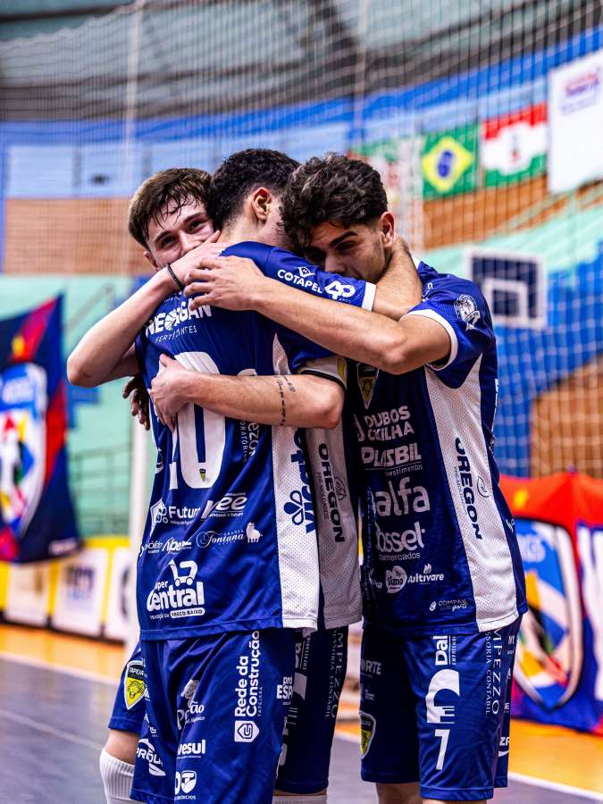 Tapejara Futsal disputa sequência de jogos pela Copa AMUNOR nas categorias de base