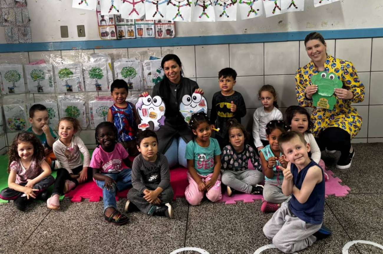 Secretaria de Saúde promove ação educativa sobre saúde bucal em creche municipal