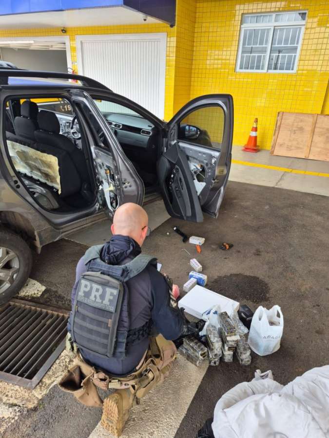 PRF prende homem com mais de uma centena de ampolas de anabolizantes na BR-285, em Passo Fundo