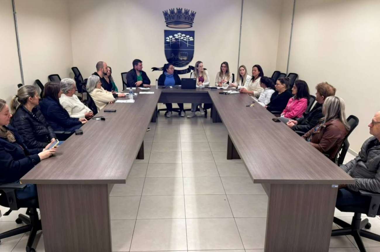 Conselho Municipal de Saúde de Tapejara institui comissão para melhorar integração entre hospital e unidades de saúde